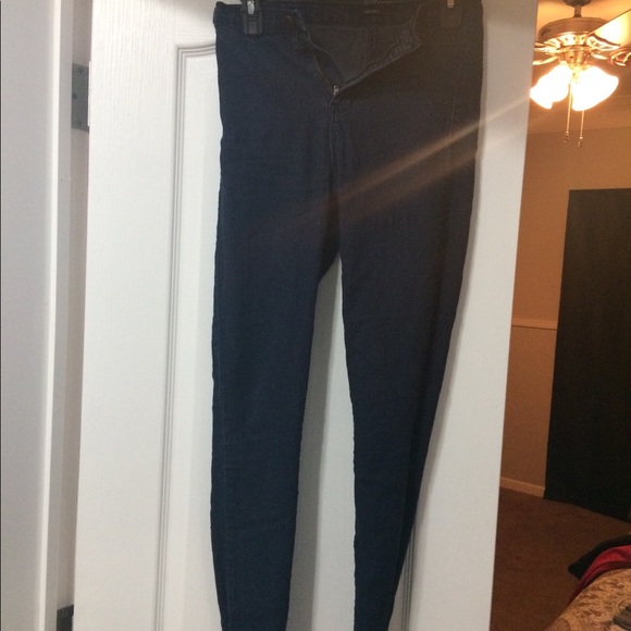 Jeans - Picture 1 of 2